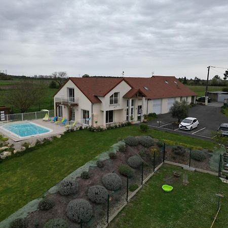 Gite Montgolfiere 6 Personnes Châtellerault Zewnętrze zdjęcie